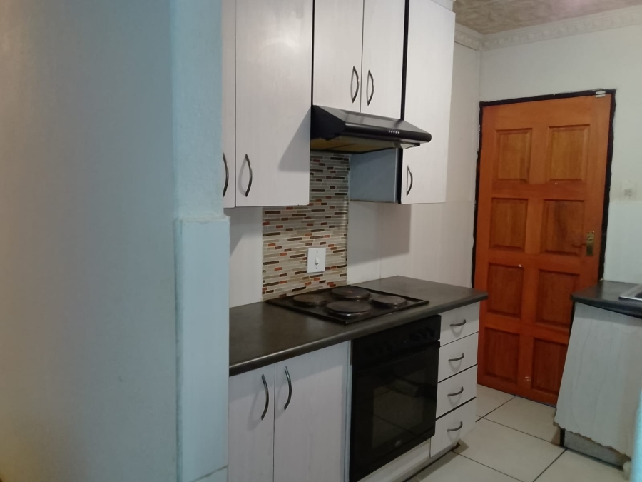 To Let 3 Bedroom Property for Rent in Tlhabane West North West